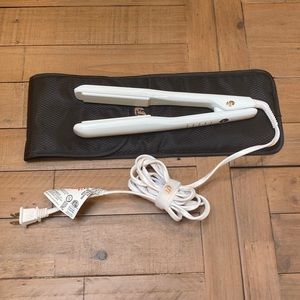 T3 Single Pass 1" Ceramic Flat Iron Hair Straightener